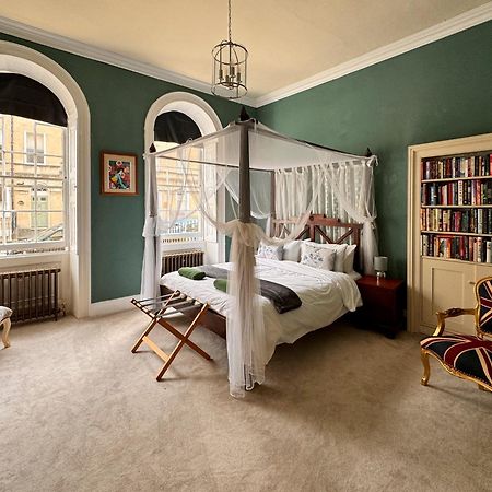 The Pickwick House 2 Bedroom Free Parking Бат Екстер'єр фото