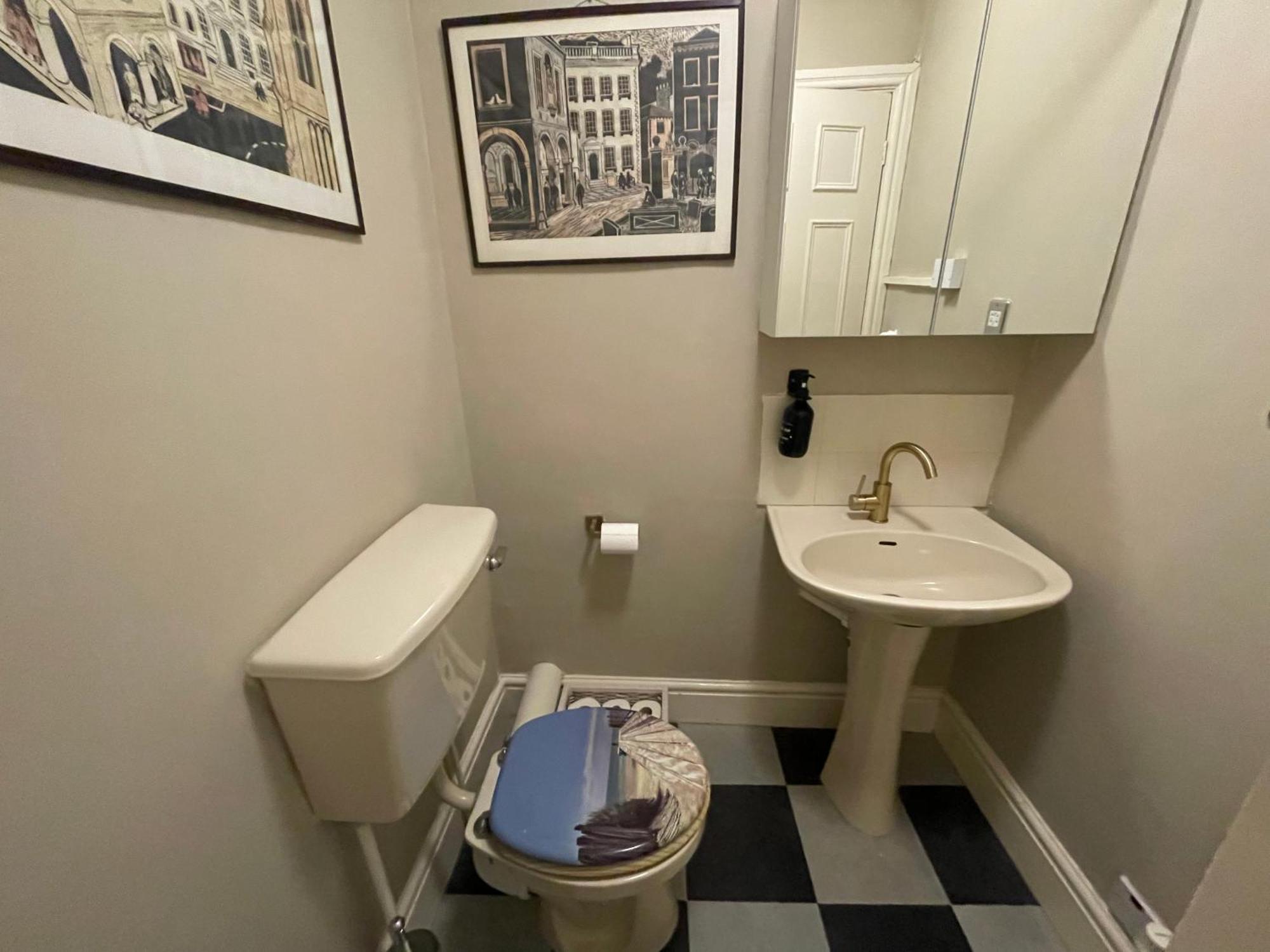 The Pickwick House 2 Bedroom Free Parking Бат Екстер'єр фото